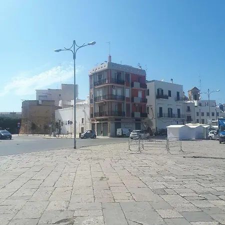 Casanelmare Mola di Bari